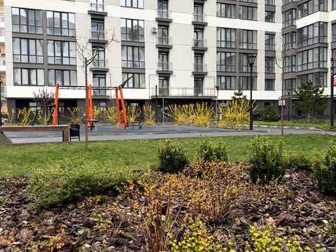 квартира за адресою Олександра Довженка вул., (Будинок 10)
