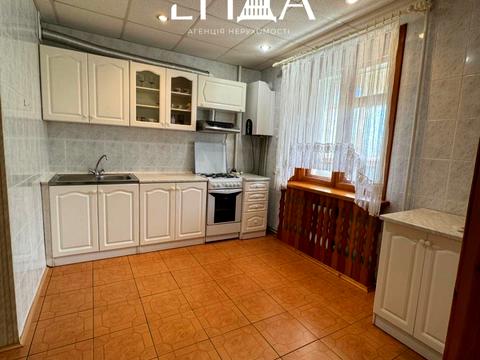 квартира по адресу Генерала Жадова ул., 28 к3