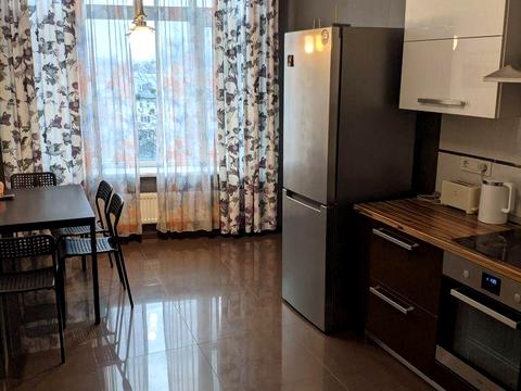 квартира за адресою Парково-Сирецька вул. (Тимофія Шамрила), 4-В