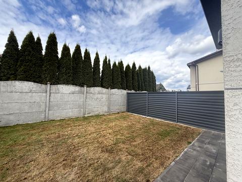 будинок за адресою Зоряна вул.