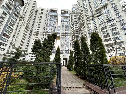 квартира за адресою Євгена Коновальця вул. (Щорса), 44-А