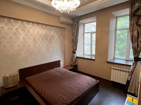 квартира по адресу Межигорская ул., 30