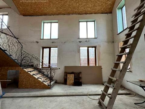 будинок за адресою Українська вул.