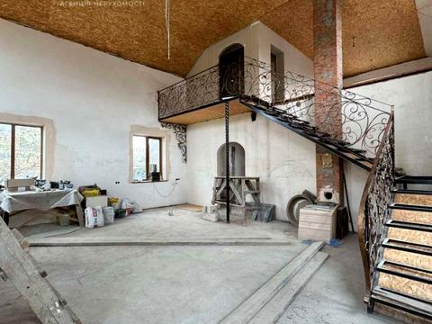 будинок за адресою Українська вул.