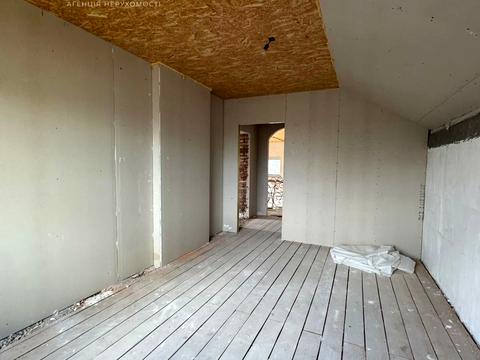 будинок за адресою Українська вул.