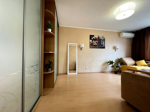 квартира за адресою Пантелеймона Куліша вул. (Челябінська), 17