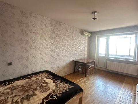квартира за адресою Андрія Первозванного вул. (Стахурського), 60