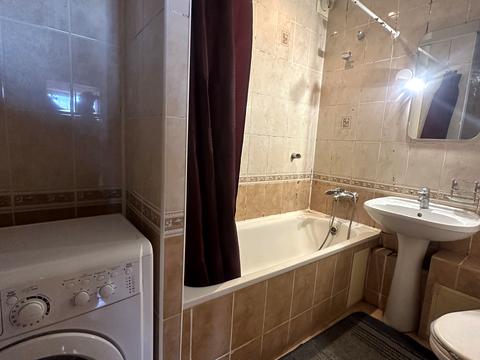 квартира за адресою Андрія Первозванного вул. (Стахурського), 60