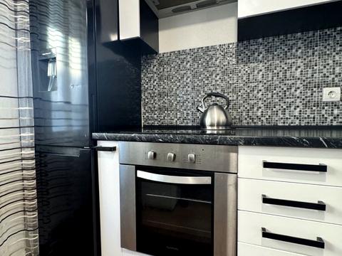 квартира за адресою Софії Русової вул., 7