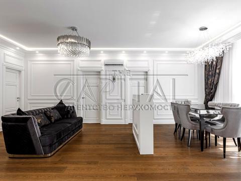 квартира за адресою Андрія Верхогляда вул. (Михайла Драгомирова), 19-А