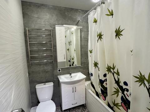 квартира за адресою Софії Русової вул., 7