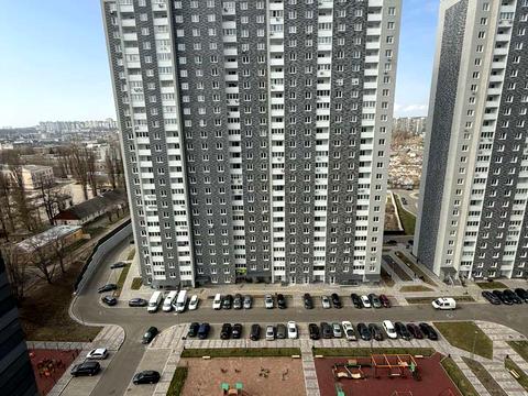 квартира по адресу Семьи Кульженков ул. (Дегтяренко Петра), 21