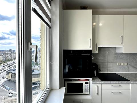 квартира по адресу Ревуцкого ул., 10/2