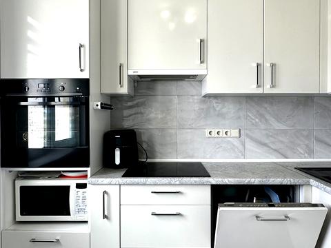 квартира по адресу Ревуцкого ул., 10/2