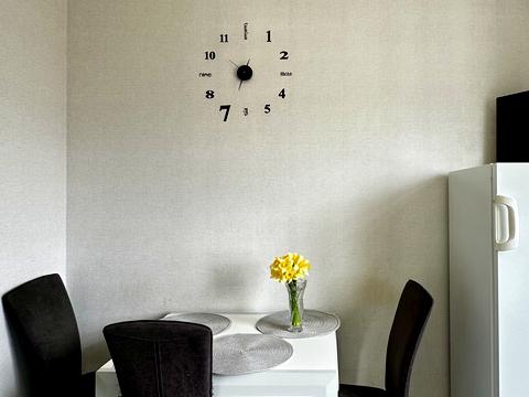 квартира по адресу Ревуцкого ул., 10/2