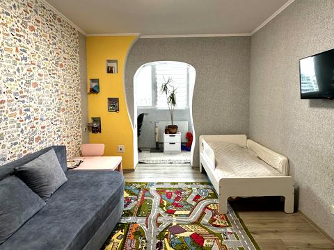 квартира по адресу Ревуцкого ул., 10/2