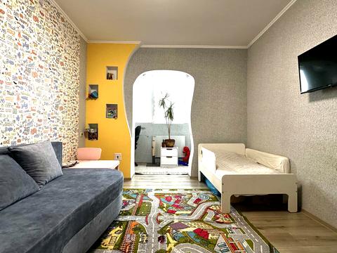 квартира по адресу Ревуцкого ул., 10/2