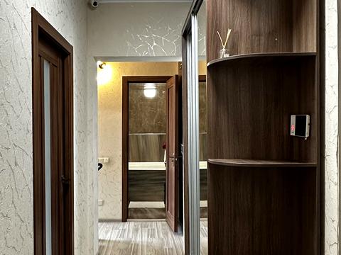 квартира по адресу Ревуцкого ул., 10/2