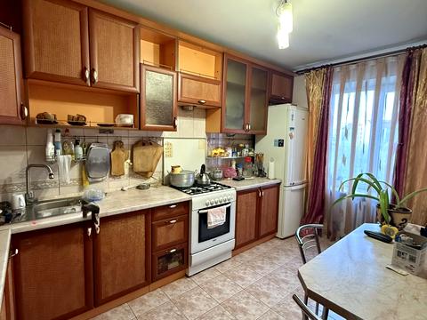 квартира за адресою Гетьмана Івана Мазепи вул. (Топольна), 13-А