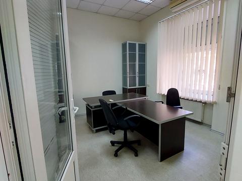 комерційна за адресою Військовий узвіз, 14