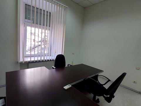 комерційна за адресою Військовий узвіз, 14