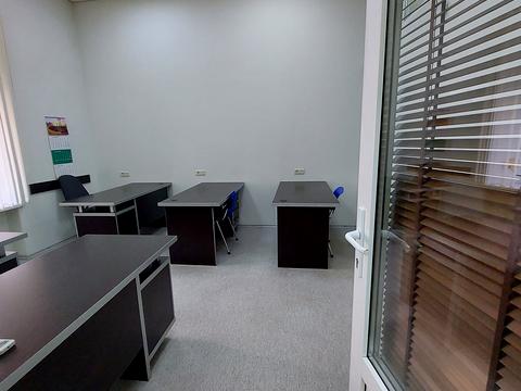 комерційна за адресою Військовий узвіз, 14