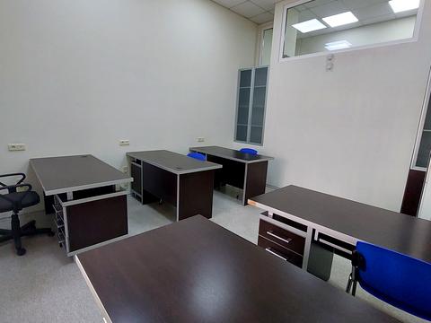 комерційна за адресою Військовий узвіз, 14