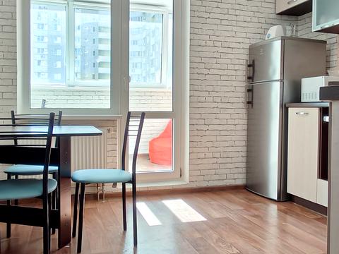 квартира за адресою Кургузова вул., 1а к1