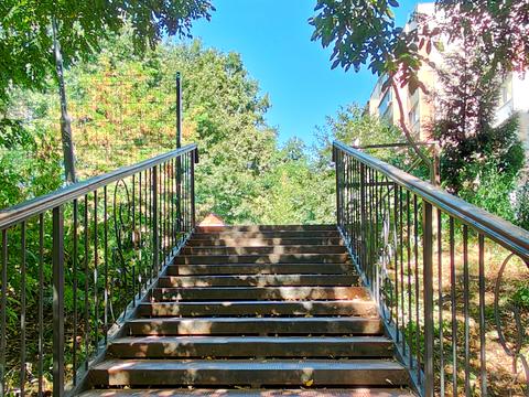 квартира за адресою Кургузова вул., 1а к1