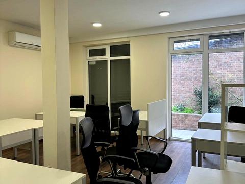 комерційна за адресою Ланжеронівська вул., 3