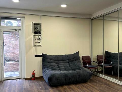 комерційна за адресою Ланжеронівська вул., 3