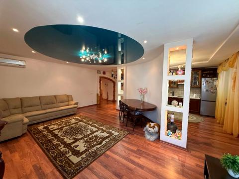 квартира за адресою Братів Горобців вул. (Дмитра Кедріна), 53-А