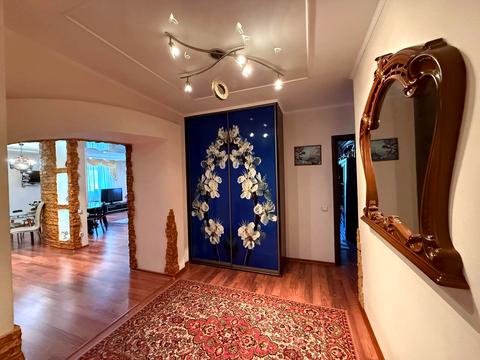 квартира за адресою Братів Горобців вул. (Дмитра Кедріна), 53-А