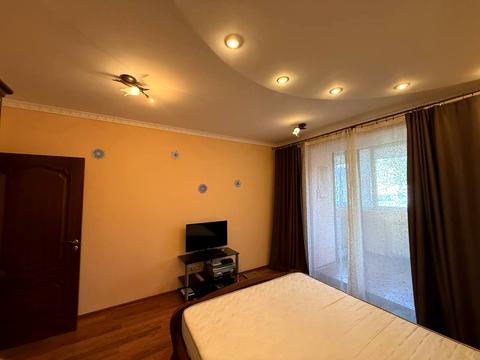 квартира за адресою Братів Горобців вул. (Дмитра Кедріна), 53-А