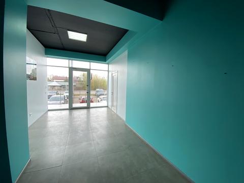 комерційна за адресою Бакинська вул., 1