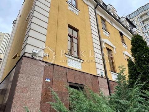 комерційна за адресою Володимирська вул., 49-Б