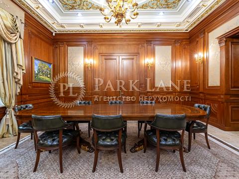 комерційна за адресою Володимирська вул., 49-Б