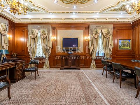 комерційна за адресою Володимирська вул., 49-Б