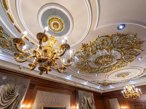 комерційна за адресою Володимирська вул., 49-Б