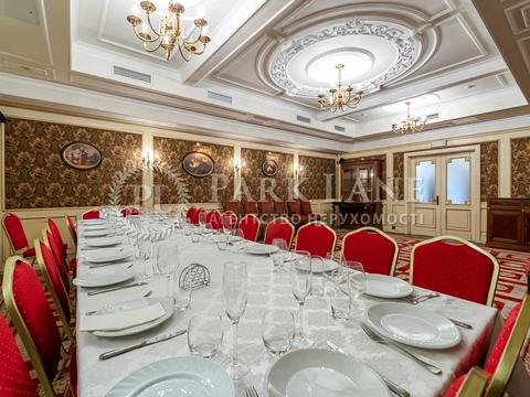 комерційна за адресою Володимирська вул., 49-Б