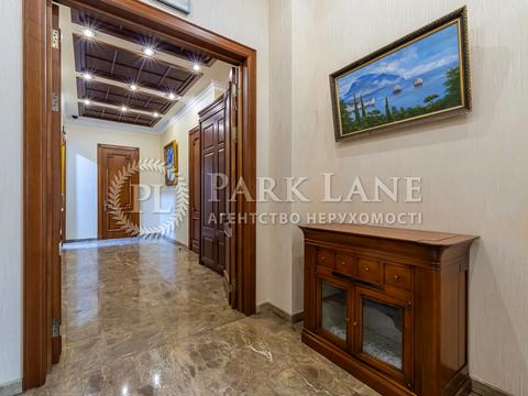 комерційна за адресою Володимирська вул., 49-Б