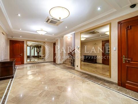 комерційна за адресою Володимирська вул., 49-Б