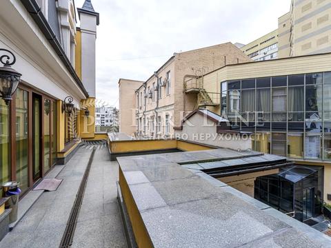 комерційна за адресою Володимирська вул., 49-Б