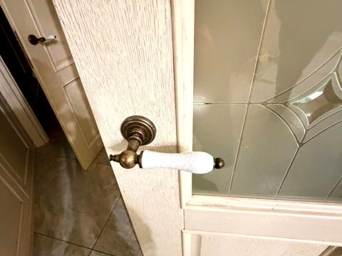 квартира за адресою Зарічанська вул., 11л