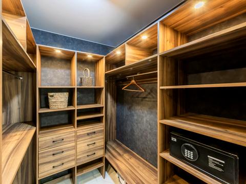 квартира по адресу Краковская ул., 27
