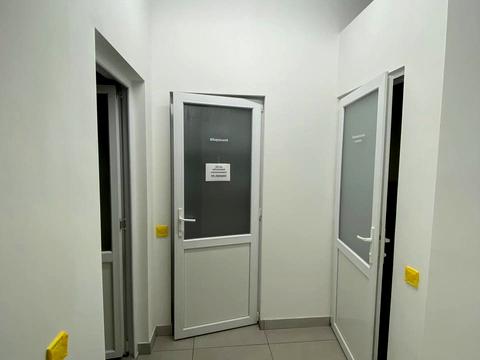 комерційна за адресою Княгині Ольги вул., 98а