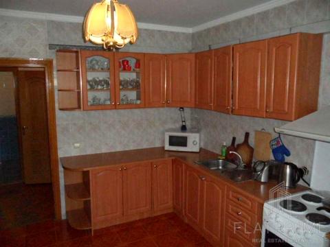 квартира по адресу Ларисы Руденко ул., 10-В