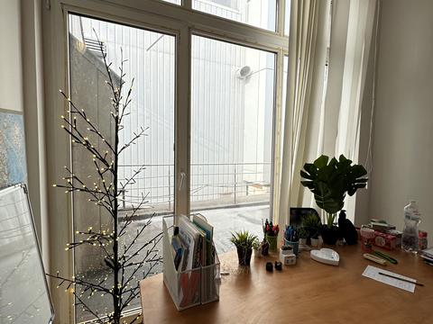 комерційна за адресою Горького, 8