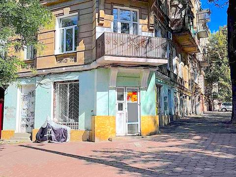 комерційна за адресою Ніжинська вул., 7