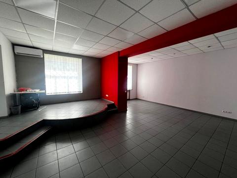 комерційна за адресою Незалежної України вул. (40 років Радянської України), 68-А
